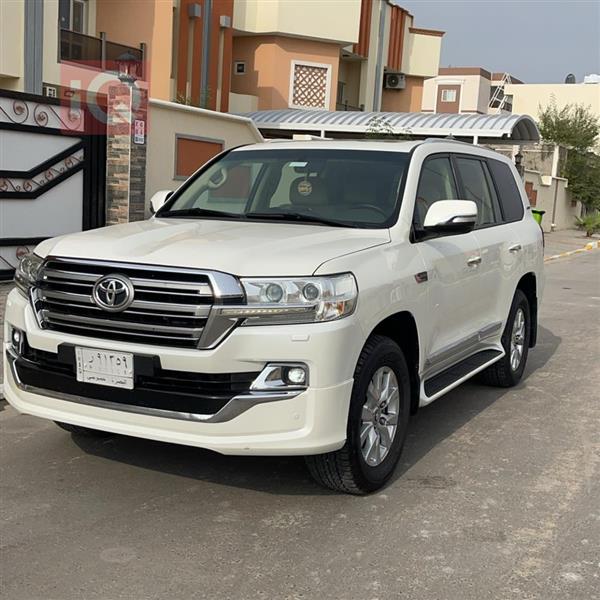 Toyota for sale in Iraq